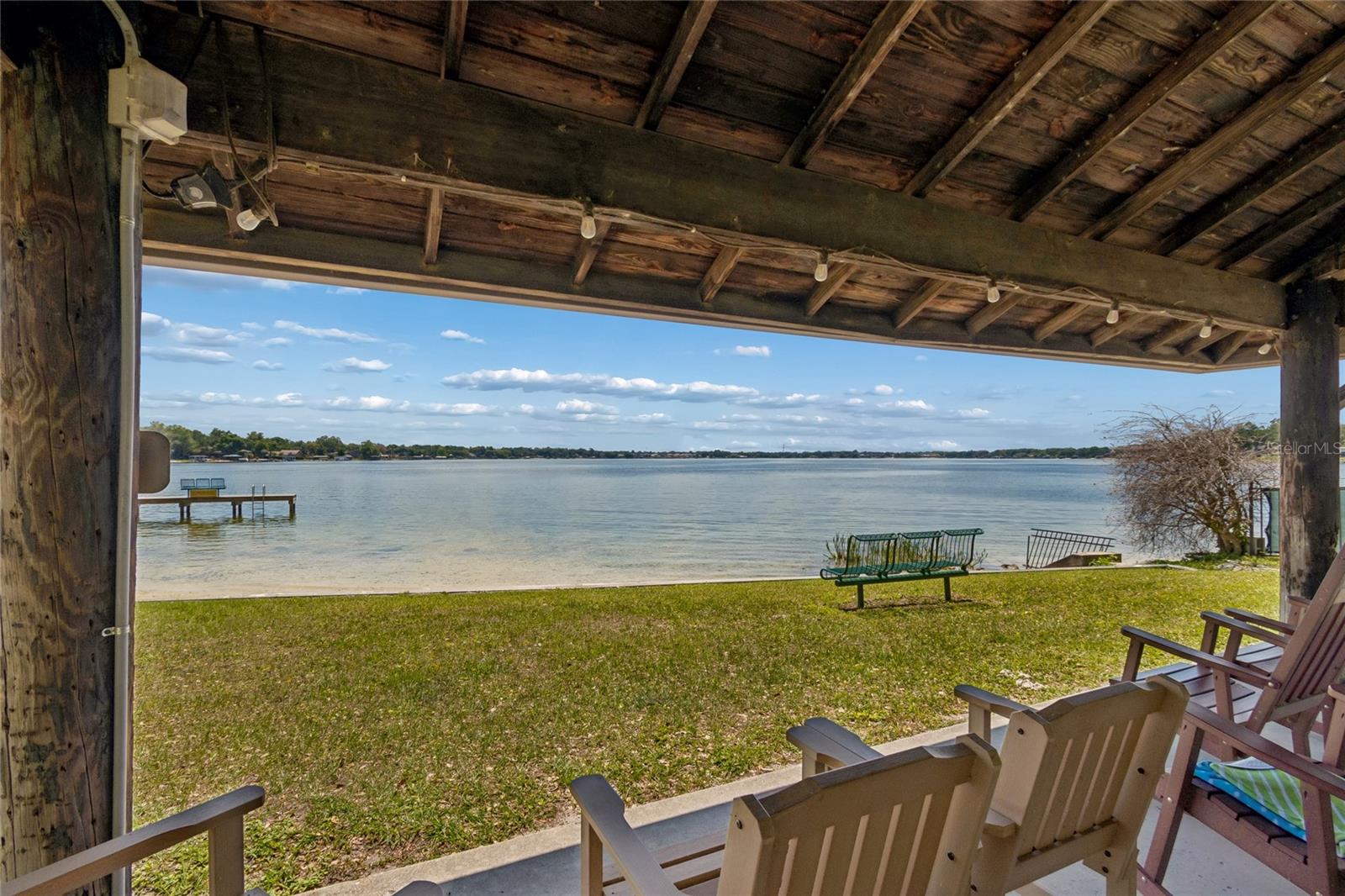 LAKESIDE VILLAGE - Residential