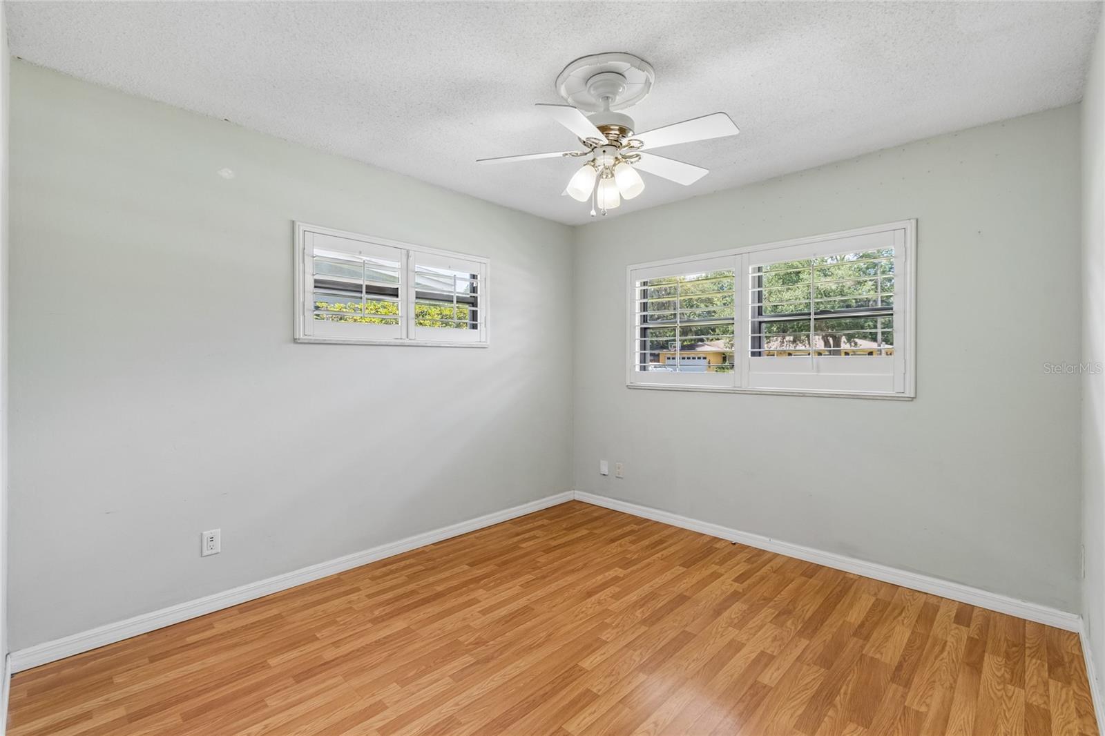 LAKESIDE VILLAGE - Residential