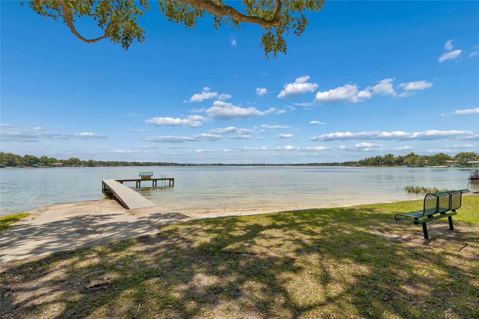 LAKESIDE VILLAGE - Residential