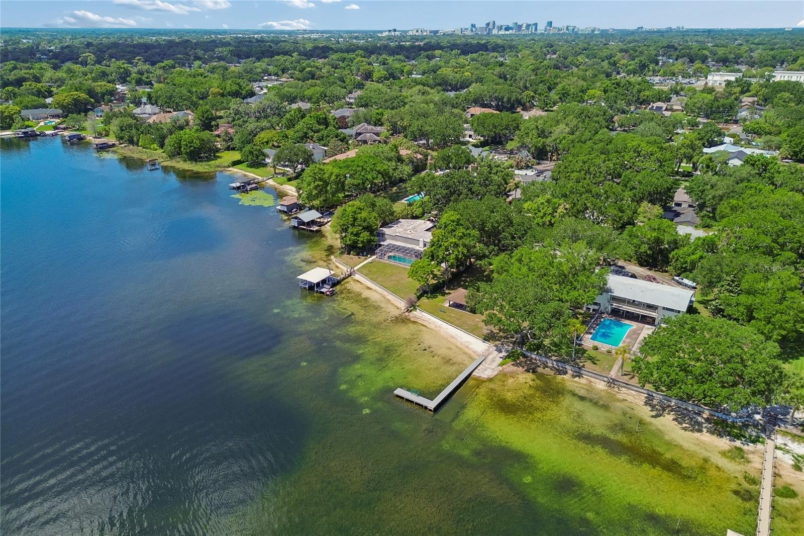 LAKESIDE VILLAGE - Residential