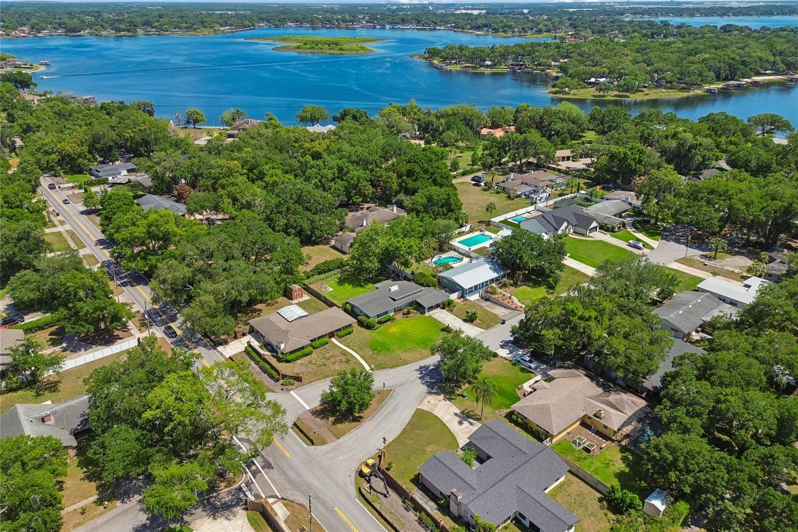 LAKESIDE VILLAGE - Residential