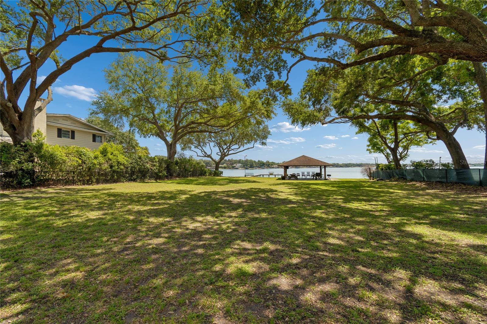 LAKESIDE VILLAGE - Residential