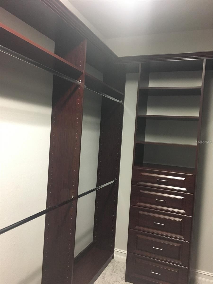 KEYSTONE RIDGE ESTATES - Residential