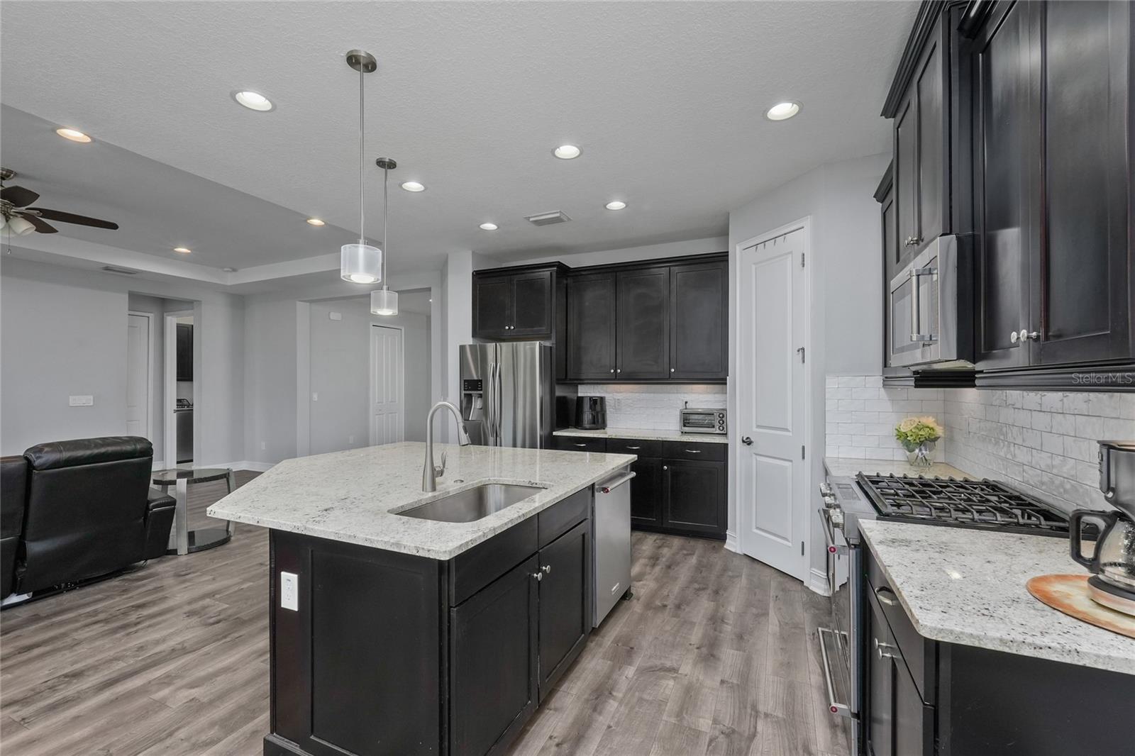 KEYSTONE RIDGE ESTATES - Residential