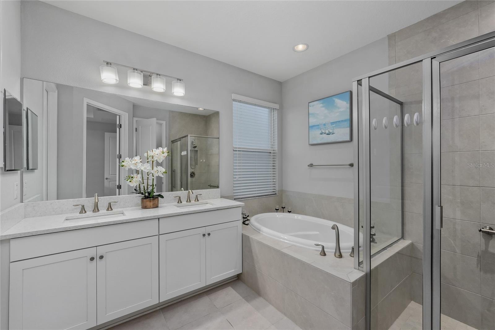 KEYSTONE RIDGE ESTATES - Residential