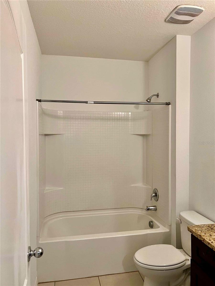 BISHOP LNDG PH 2 - Residential Lease