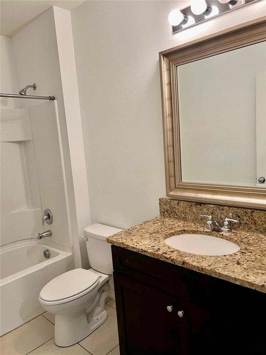 BISHOP LNDG PH 2 - Residential Lease