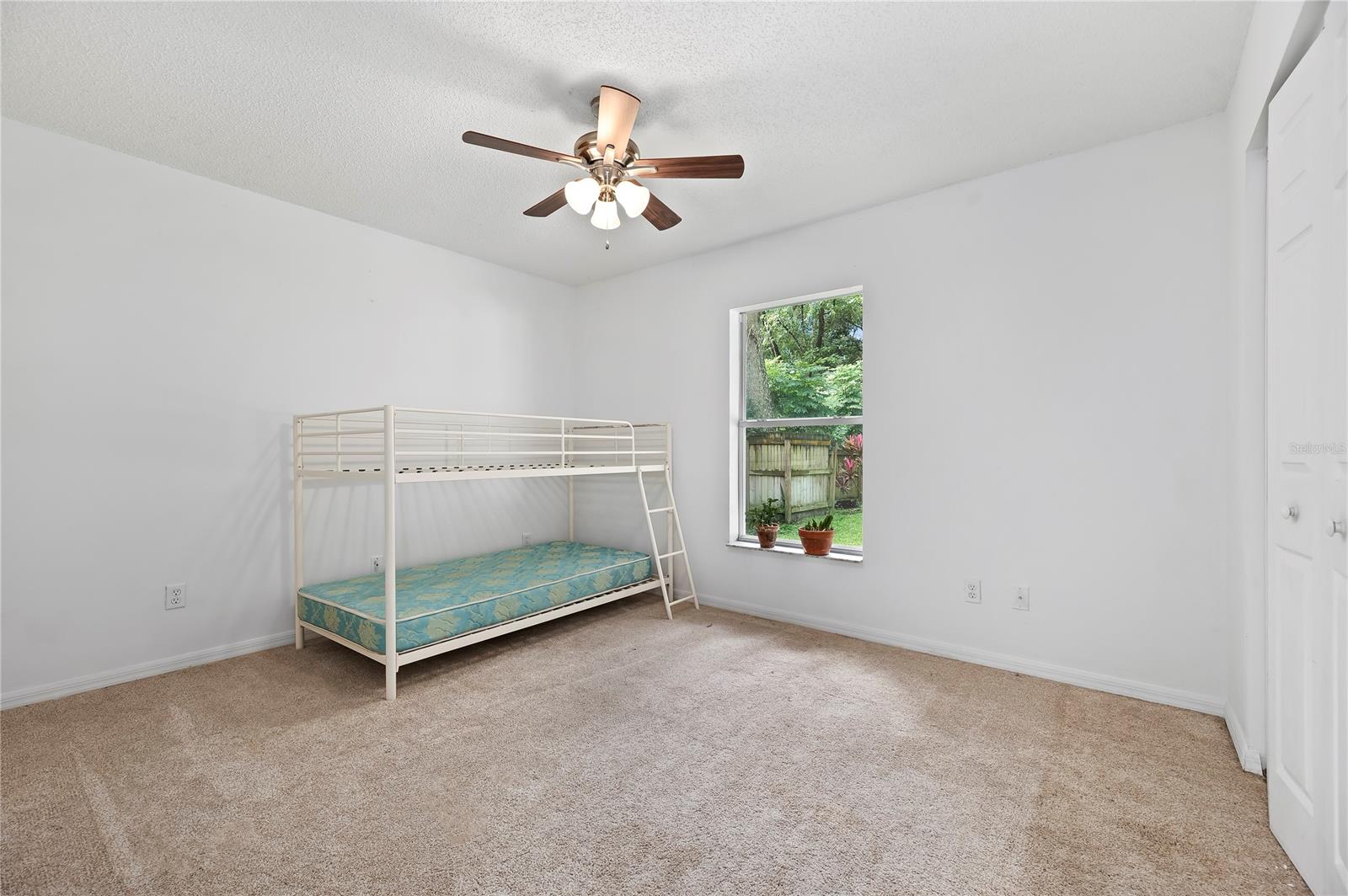 Florida Shores 01 - Residential