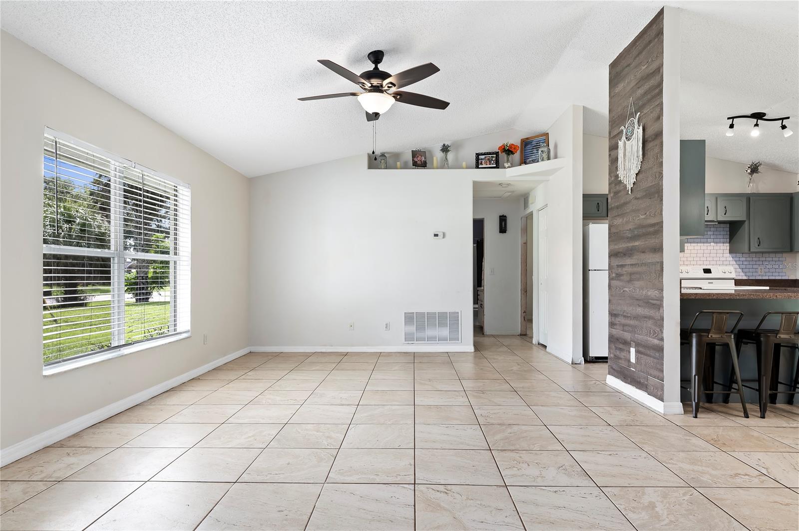 Florida Shores 01 - Residential