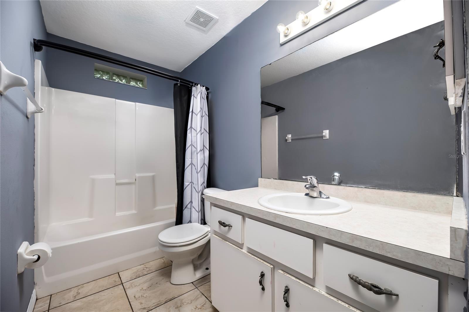 Florida Shores 01 - Residential