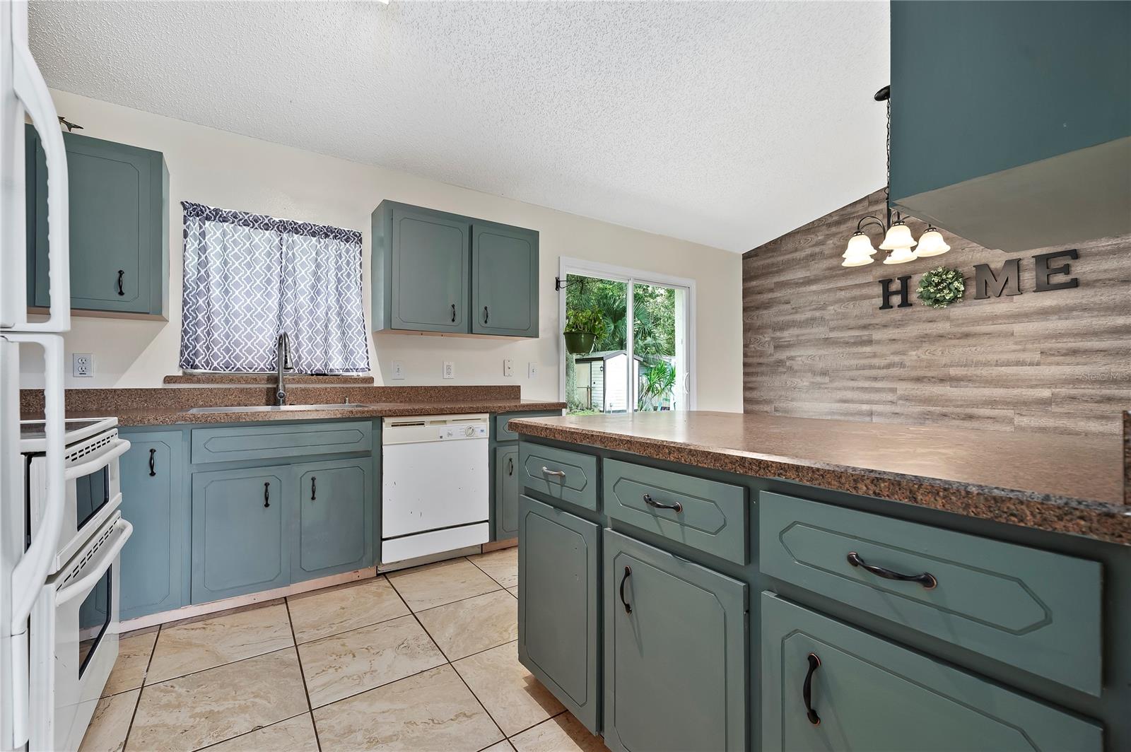 Florida Shores 01 - Residential