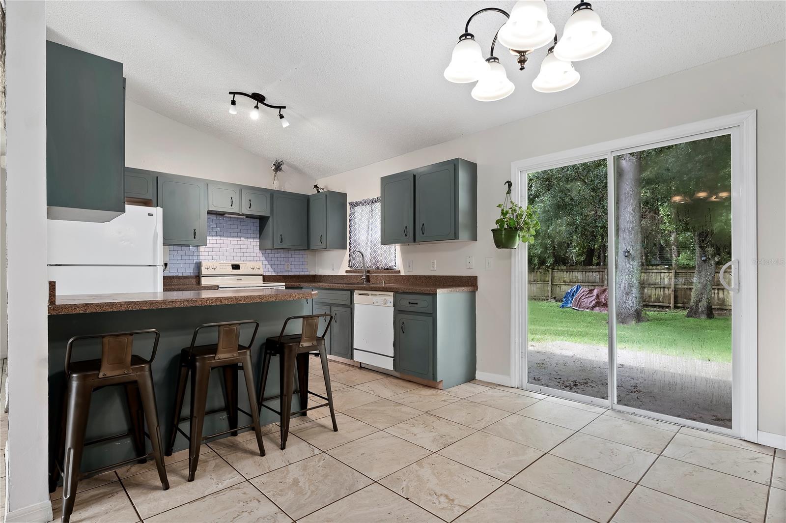 Florida Shores 01 - Residential