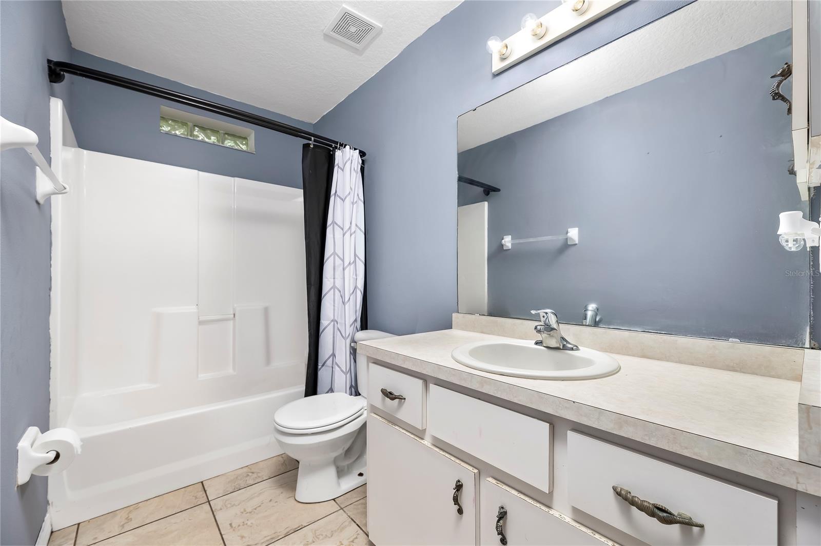 Florida Shores 01 - Residential