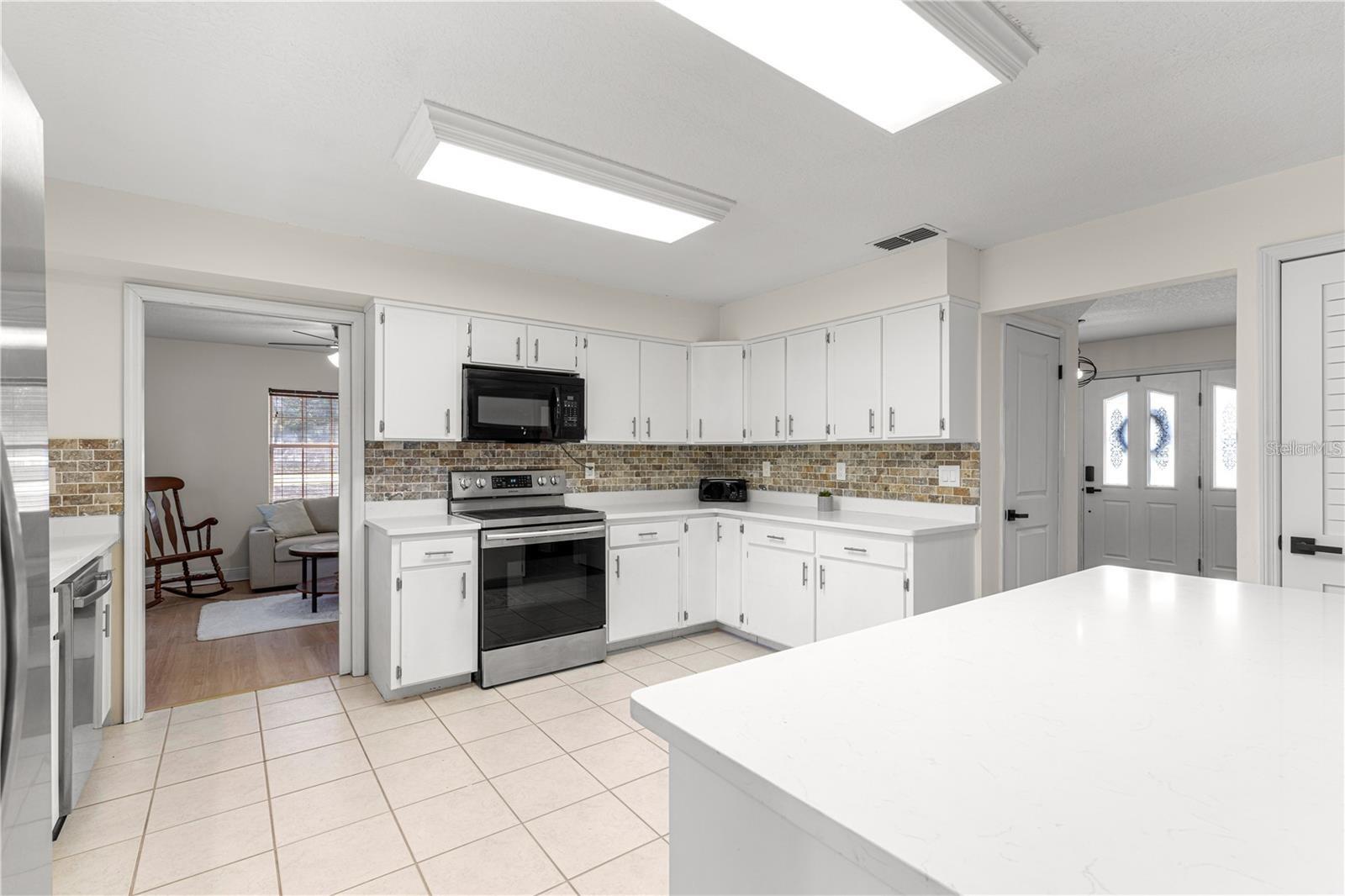 SUNSET HARBOR ISLE - Residential