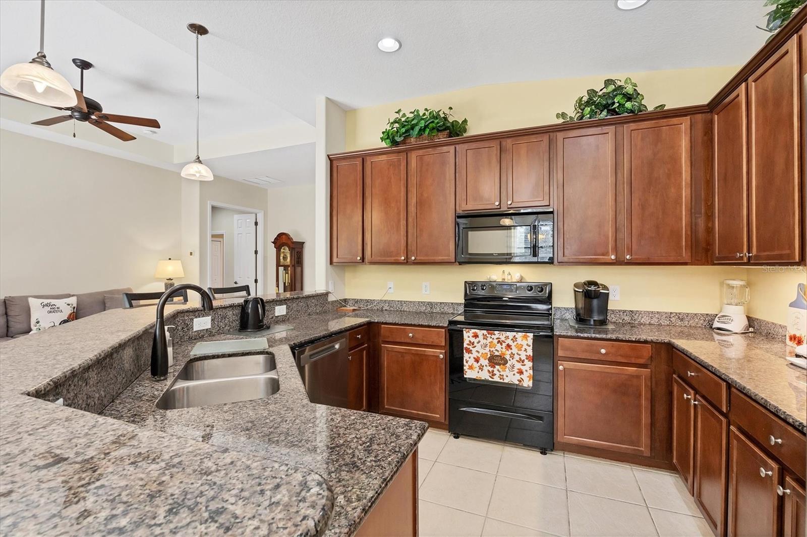 RESIDENCES AT UNIVERSITY GROVES - Residential