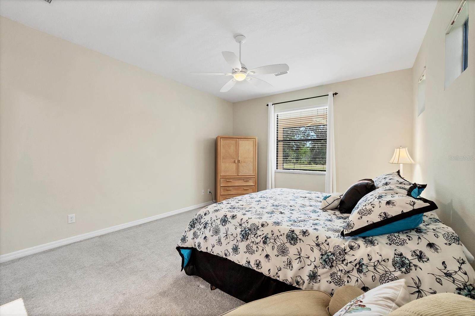 RESIDENCES AT UNIVERSITY GROVES - Residential