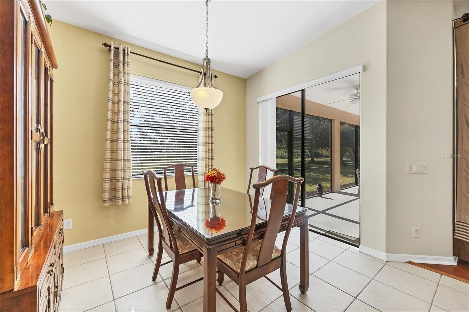 RESIDENCES AT UNIVERSITY GROVES - Residential