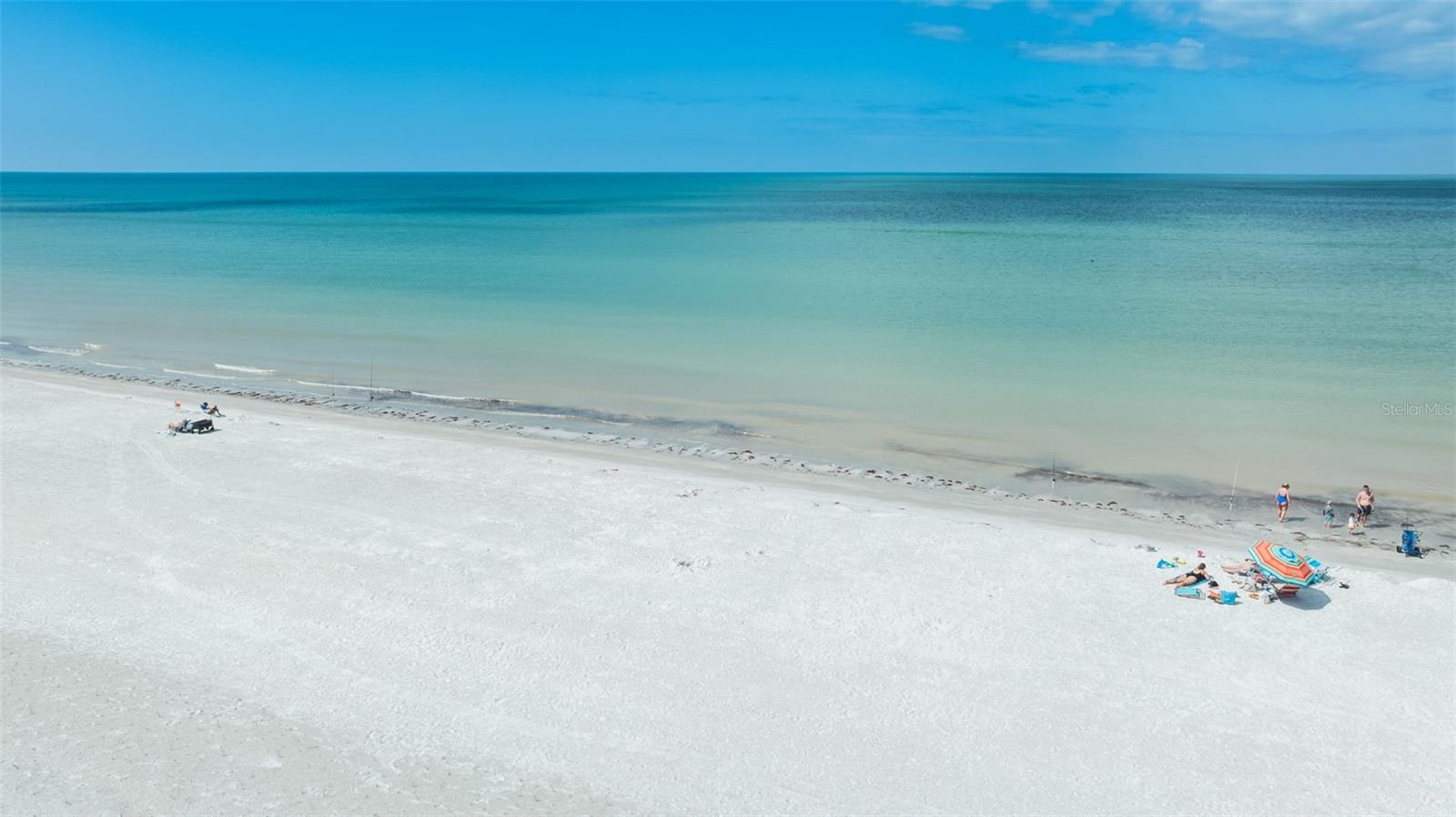 CHATEAU CONDO THE - Residential