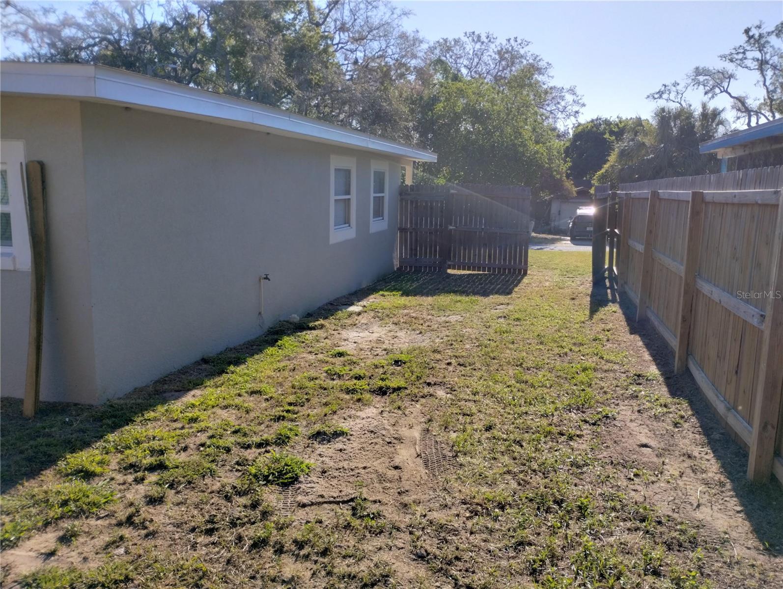 ALKEN ACRES - Residential Lease