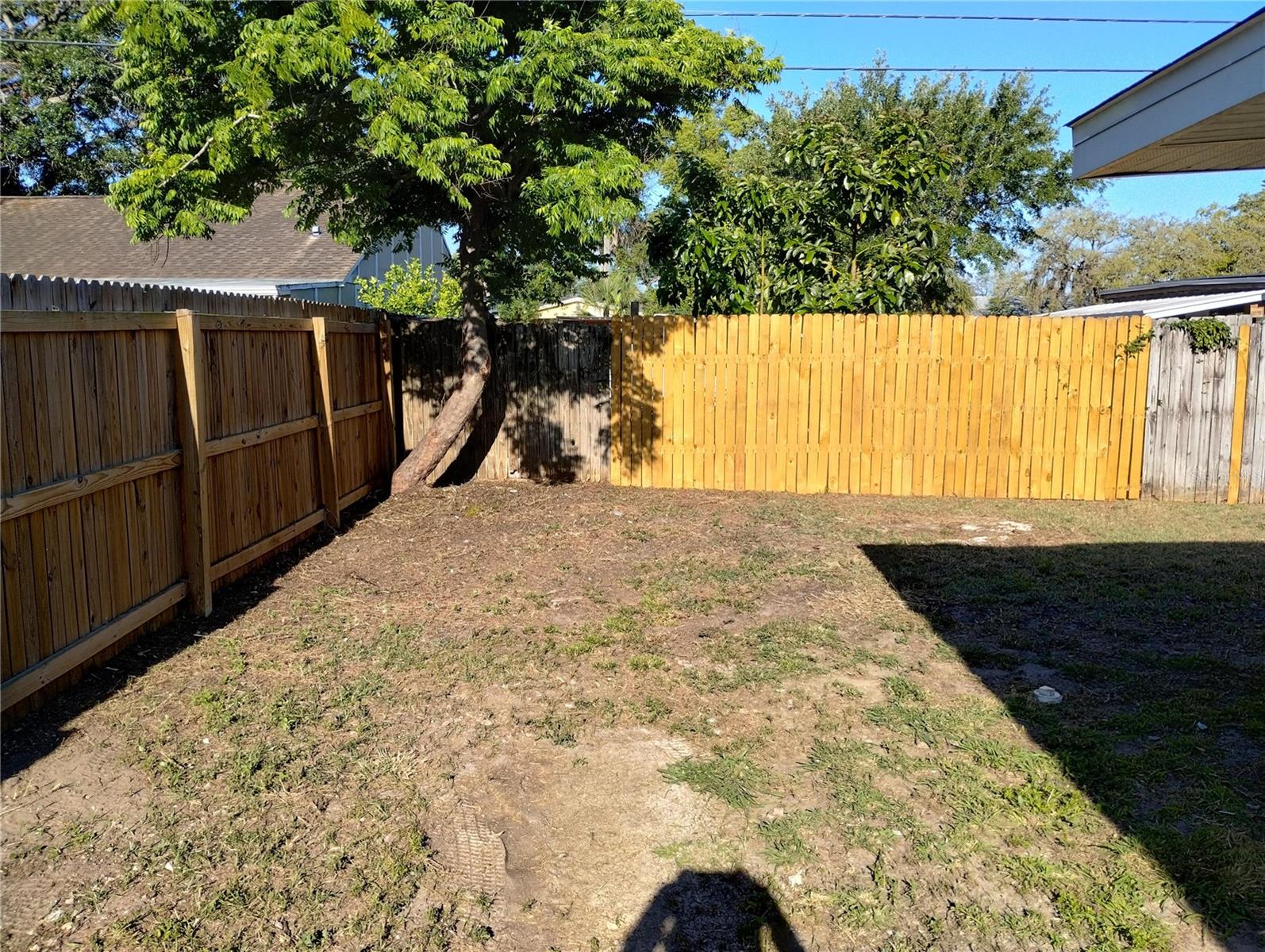 ALKEN ACRES - Residential Lease