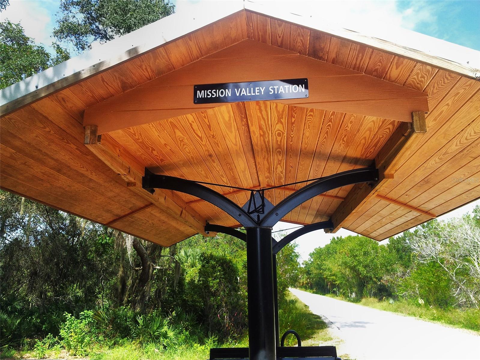 PINESTONE AT PALMER RANCH - Residential Lease