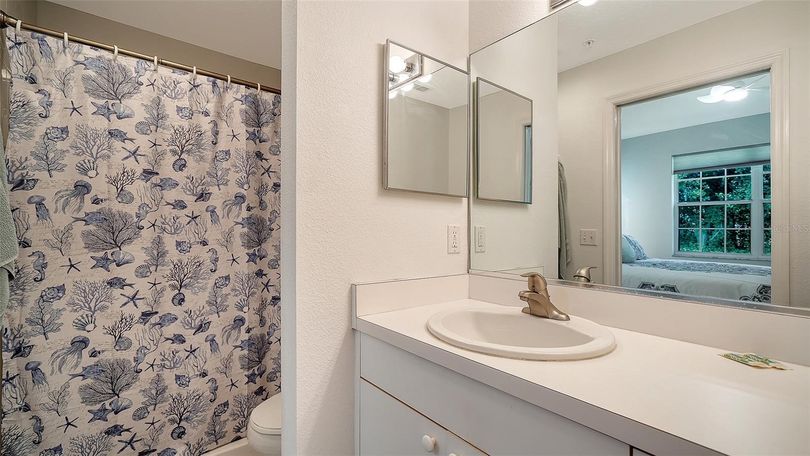 PINESTONE AT PALMER RANCH - Residential Lease