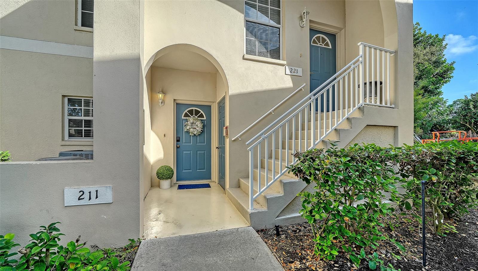 PINESTONE AT PALMER RANCH - Residential Lease