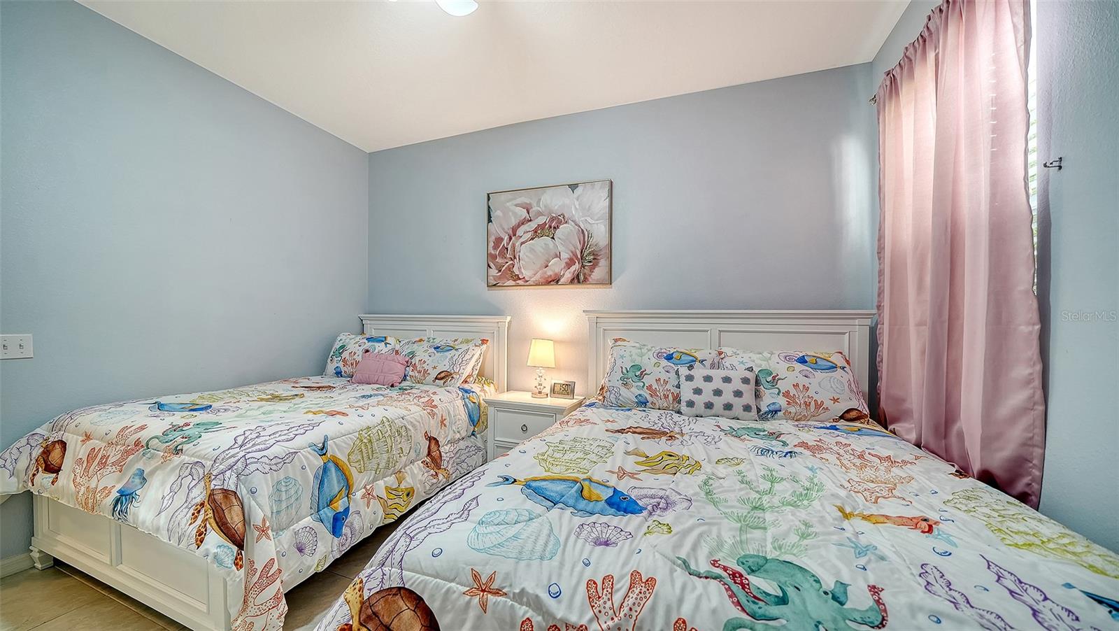 PINESTONE AT PALMER RANCH - Residential Lease