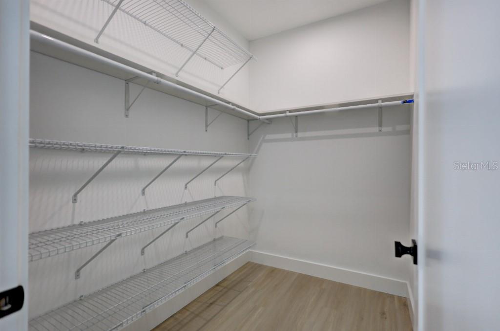 GULF GROVE - Residential