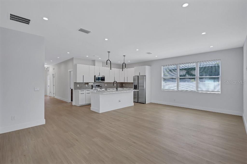 GULF GROVE - Residential