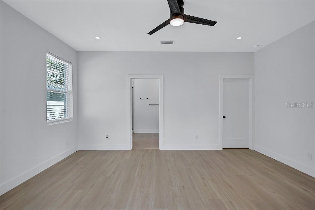 GULF GROVE - Residential