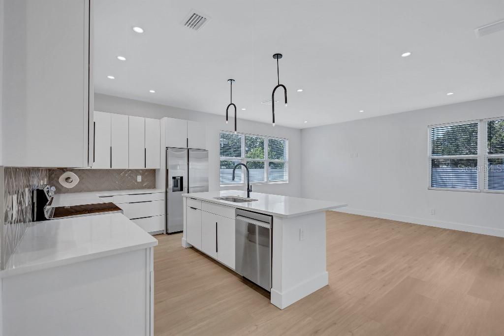 GULF GROVE - Residential