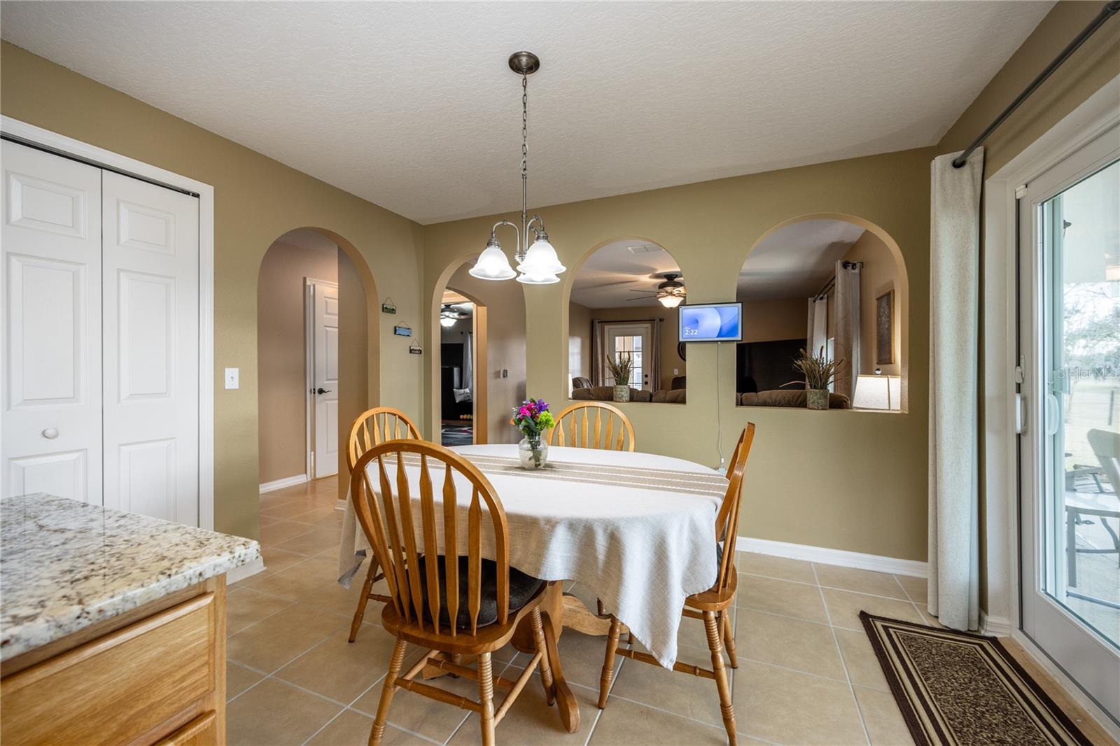 NEWBERRY OAKS - Residential