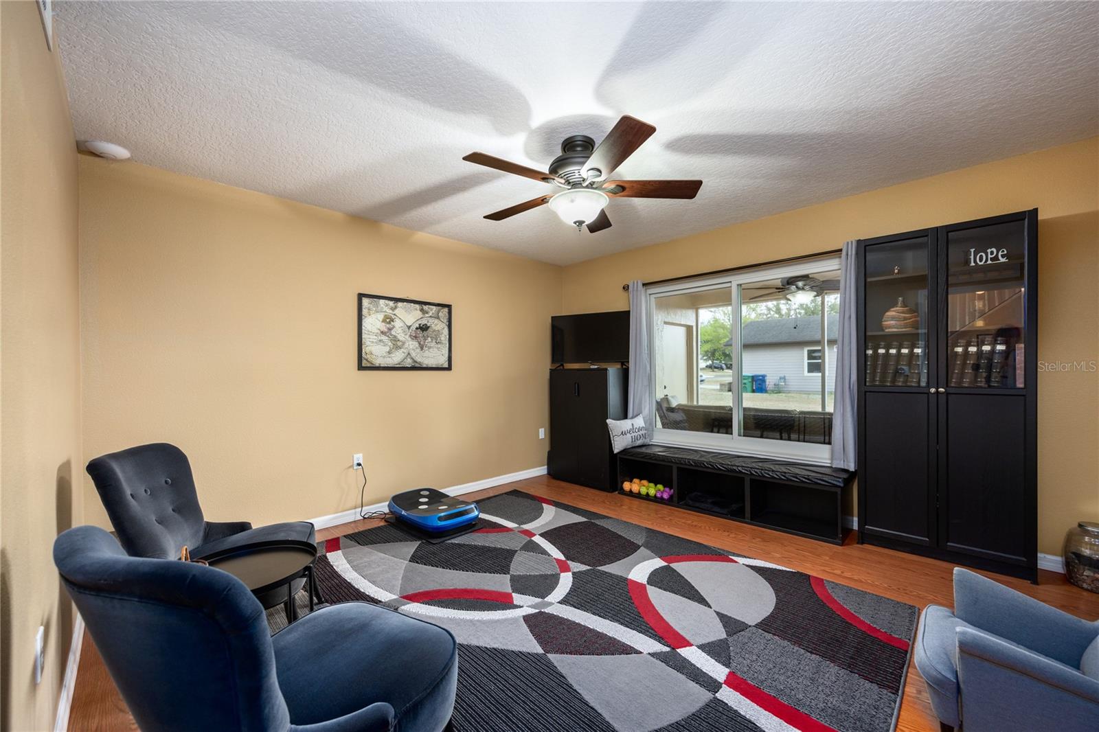 NEWBERRY OAKS - Residential