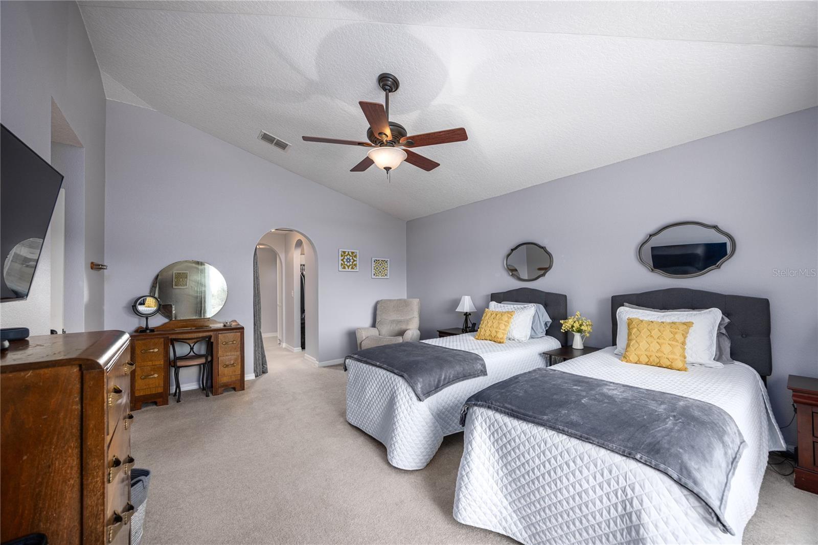 NEWBERRY OAKS - Residential