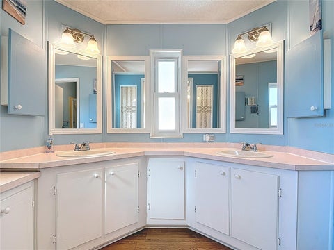 Tiny photo for 25533 Belle Helene, Leesburg, FL 34748 (MLS # G5119447)