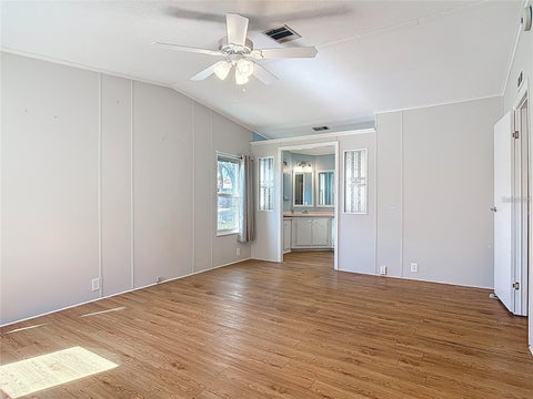 Tiny photo for 25533 Belle Helene, Leesburg, FL 34748 (MLS # G5119447)