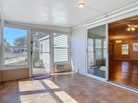 Tiny photo for 25533 Belle Helene, Leesburg, FL 34748 (MLS # G5119447)