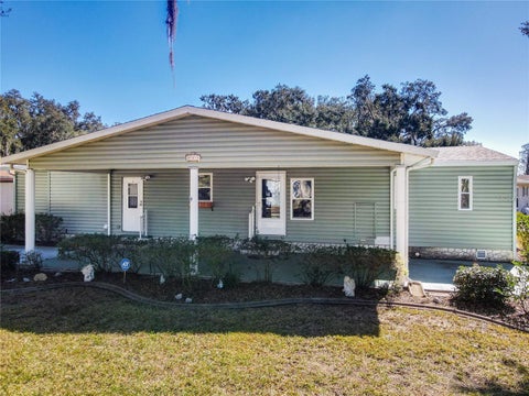 Tiny photo for 25533 Belle Helene, Leesburg, FL 34748 (MLS # G5119447)