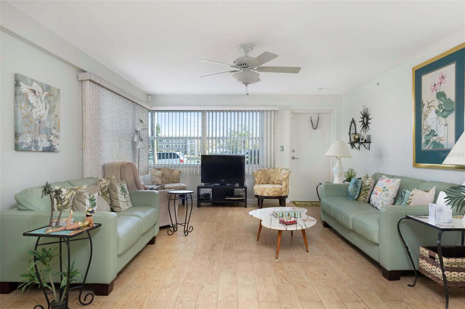 TOWN APTS CONDO - Residential