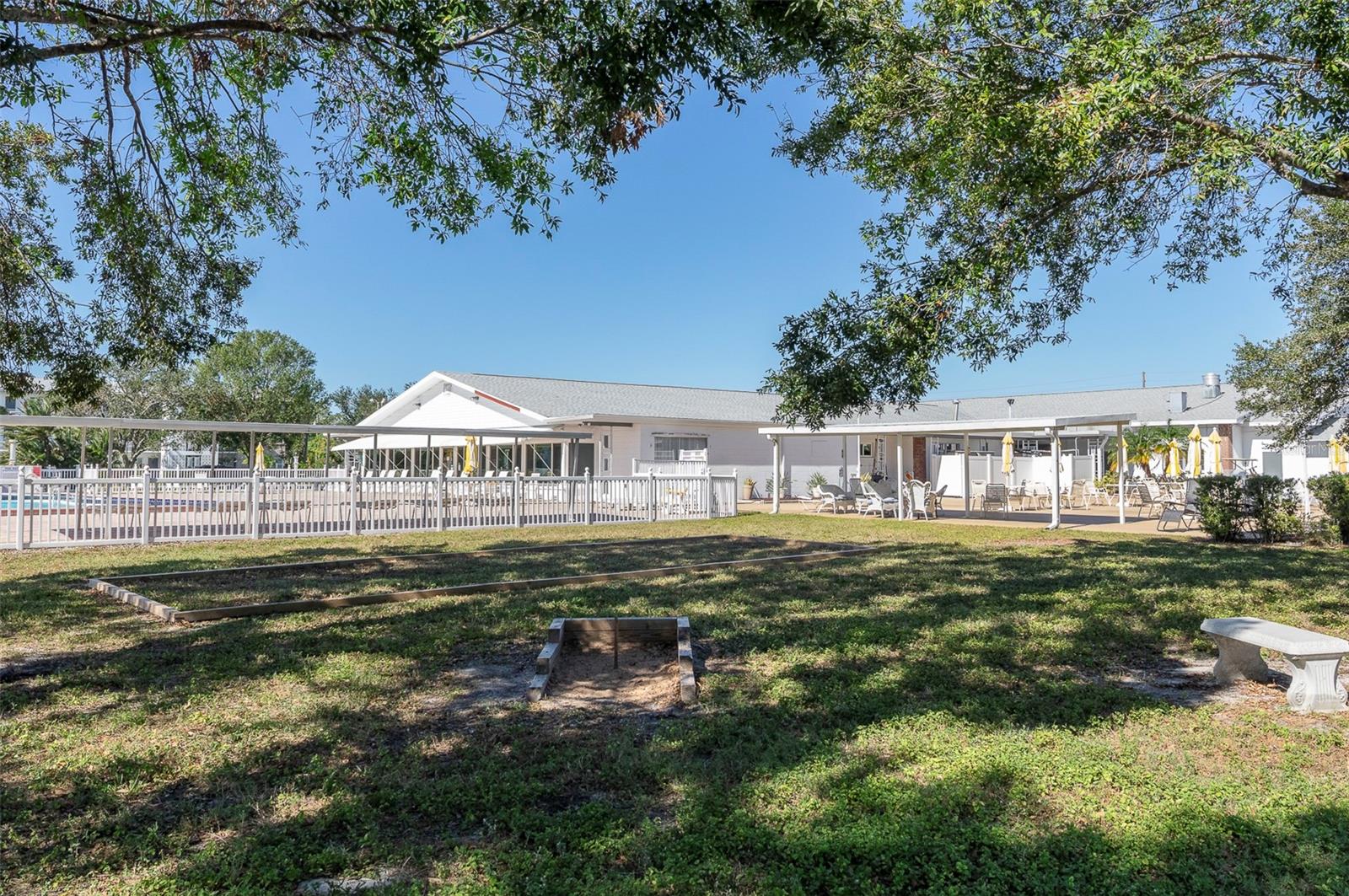 TOWN APTS CONDO - Residential