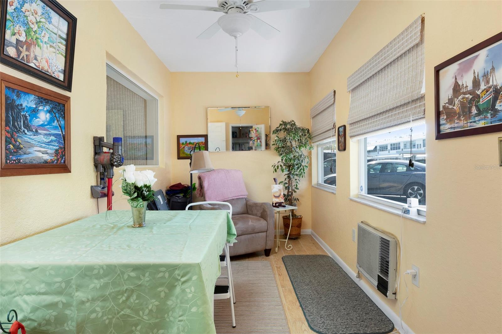 TOWN APTS CONDO - Residential