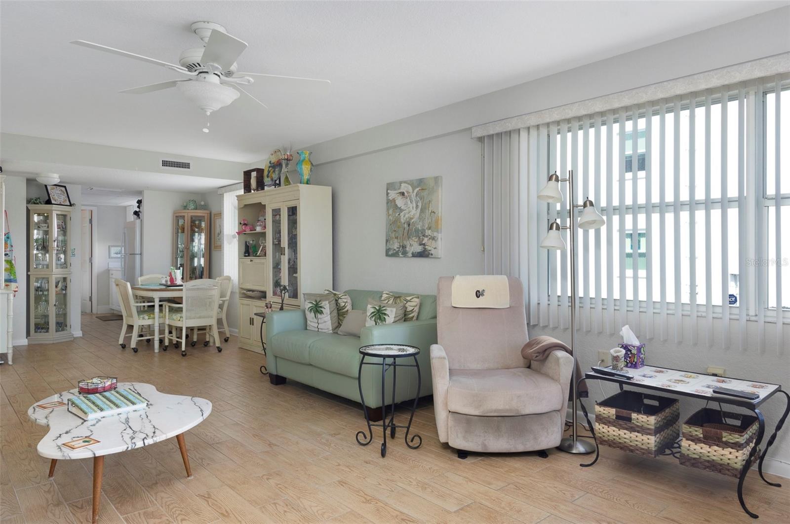 TOWN APTS CONDO - Residential