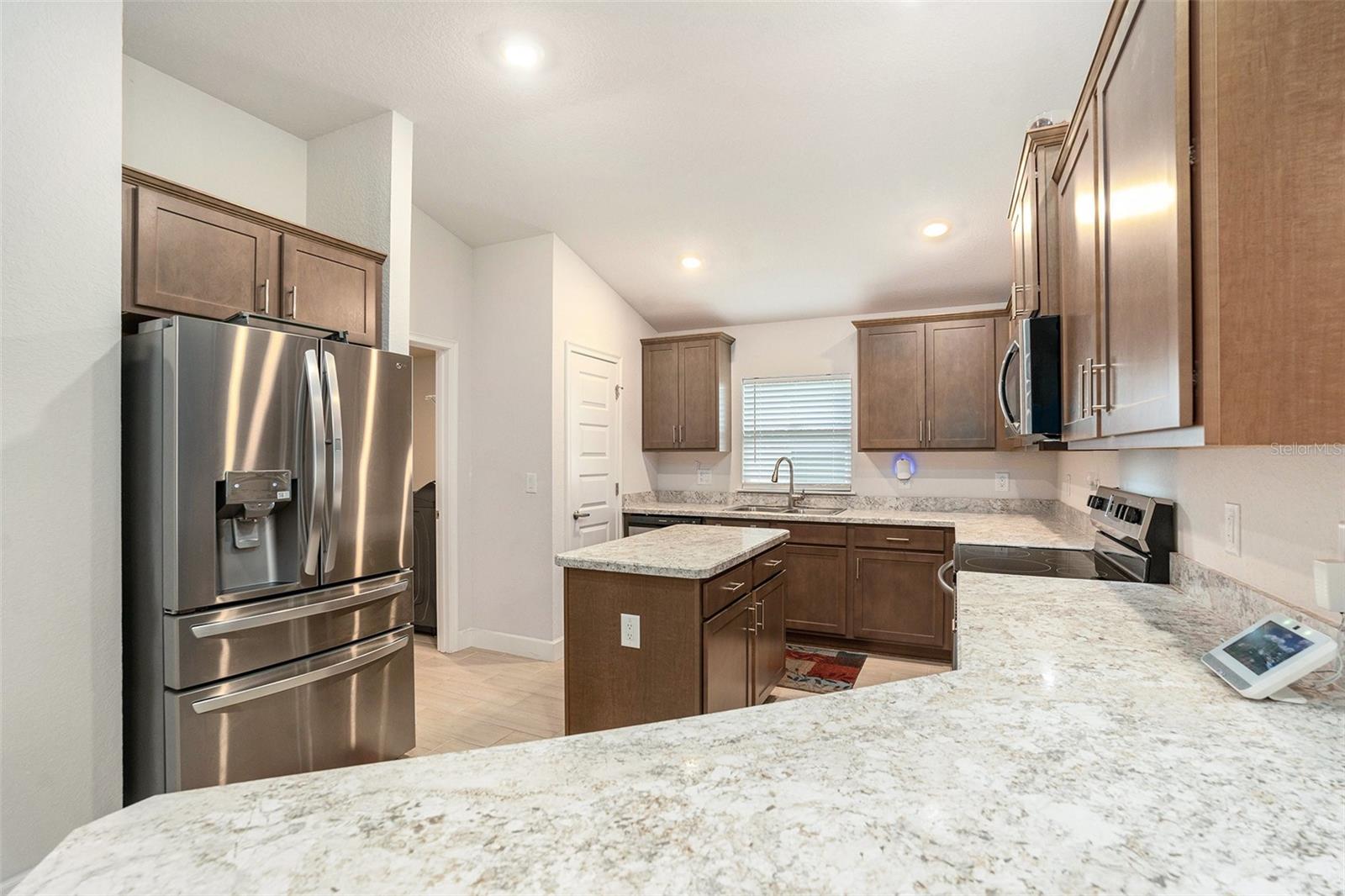 5438 CORAL REEF COURT