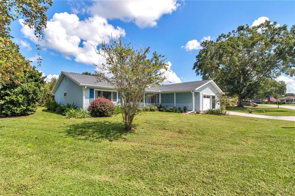 Photo of 8889 SW 116th Street Road, Ocala, FL 34481 (MLS # OM732488)