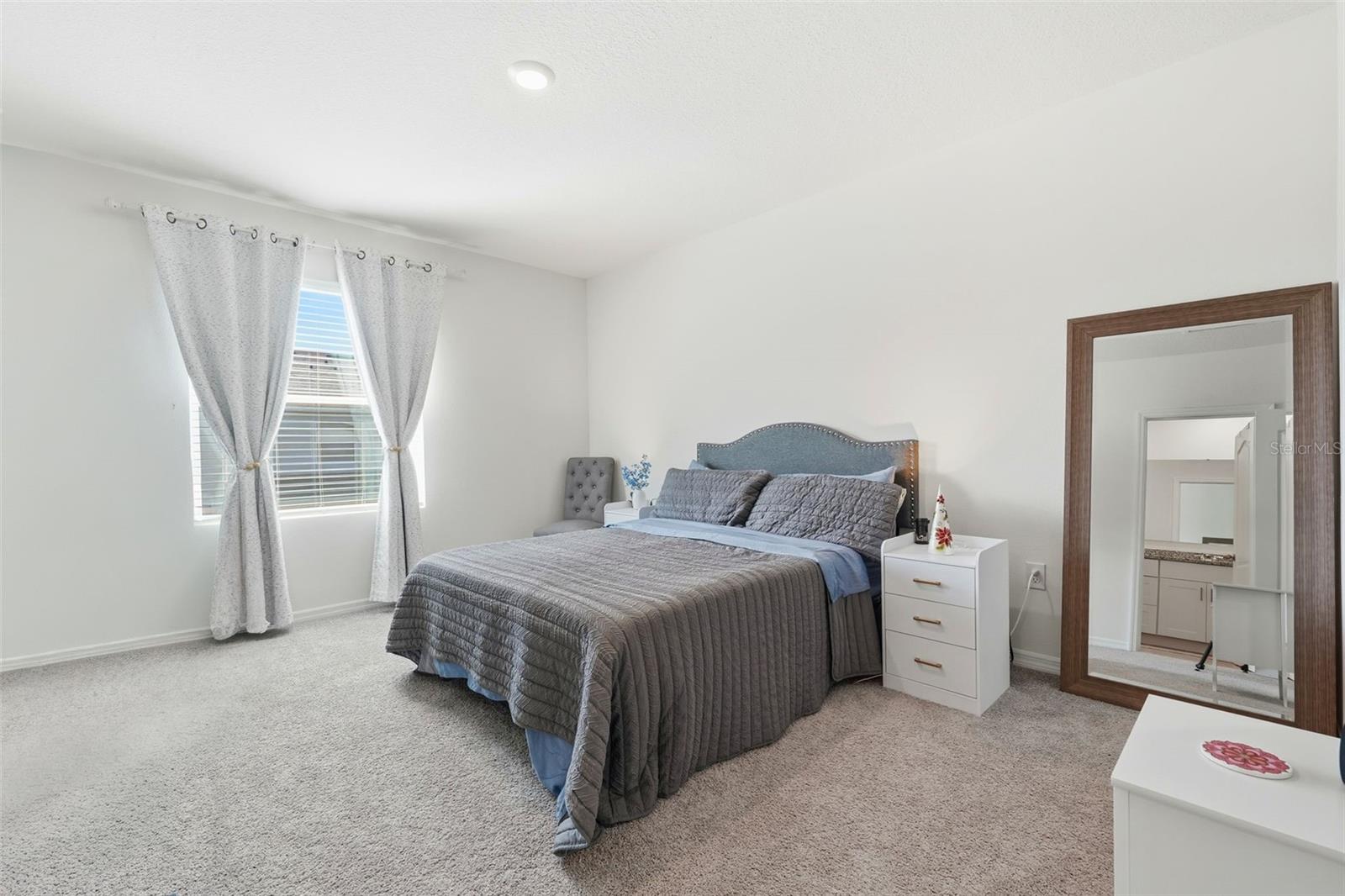 OSCEOLA VILLAGE CENTER PH 2 - Residential