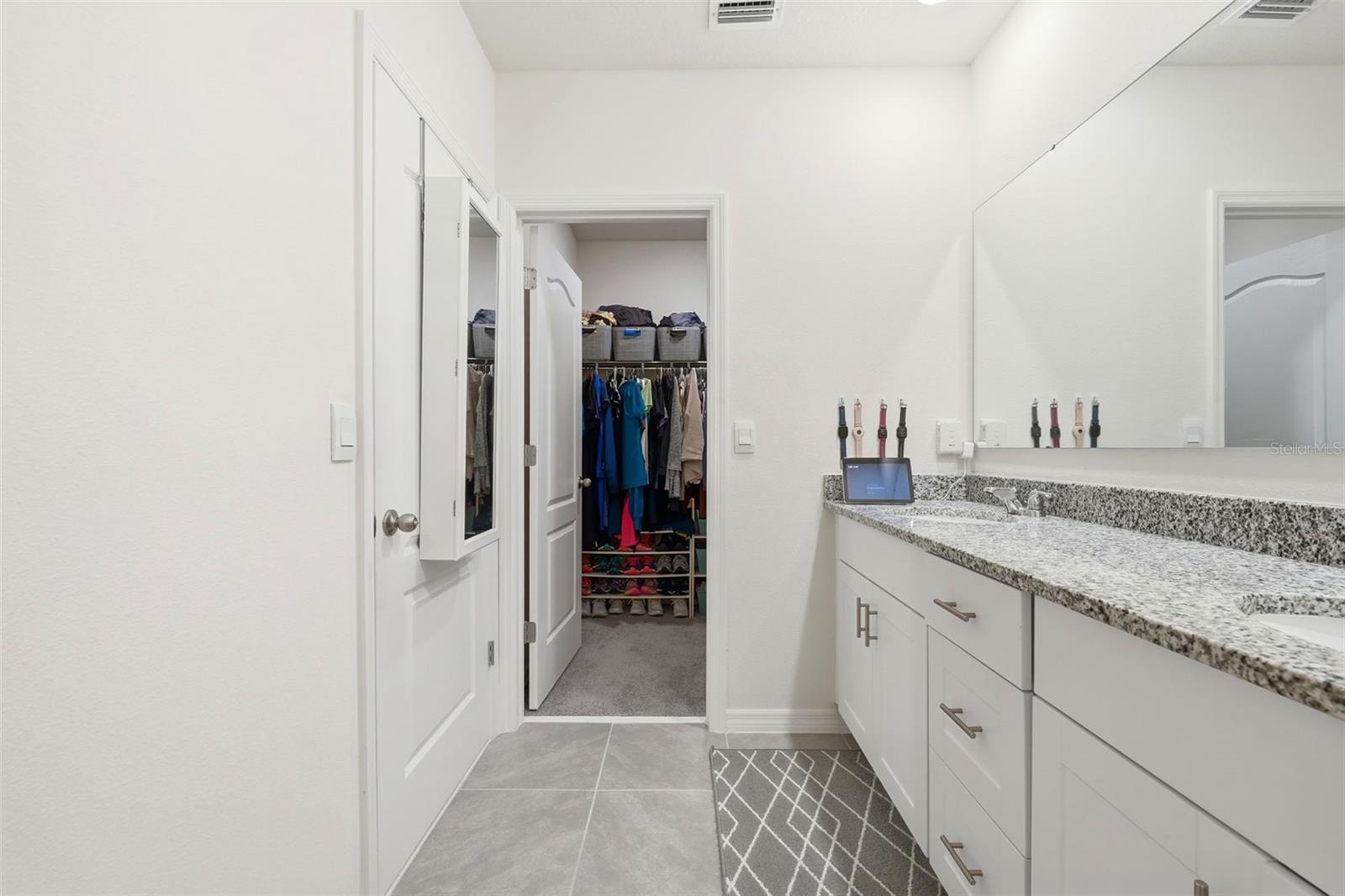 OSCEOLA VILLAGE CENTER PH 2 - Residential