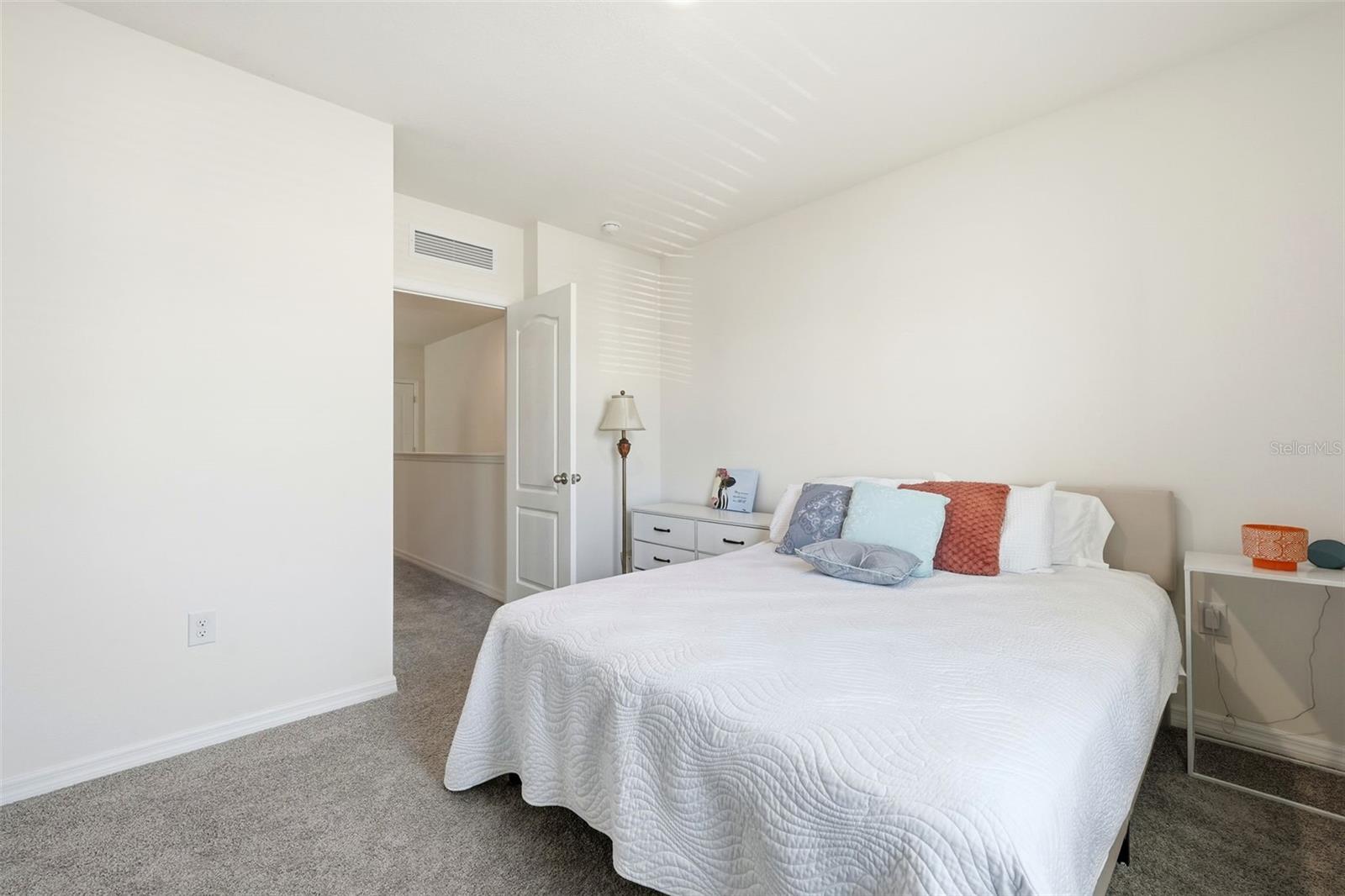 OSCEOLA VILLAGE CENTER PH 2 - Residential