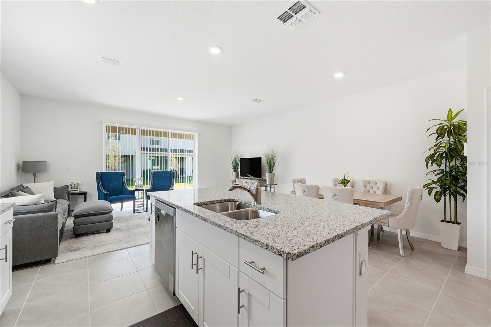 OSCEOLA VILLAGE CENTER PH 2 - Residential