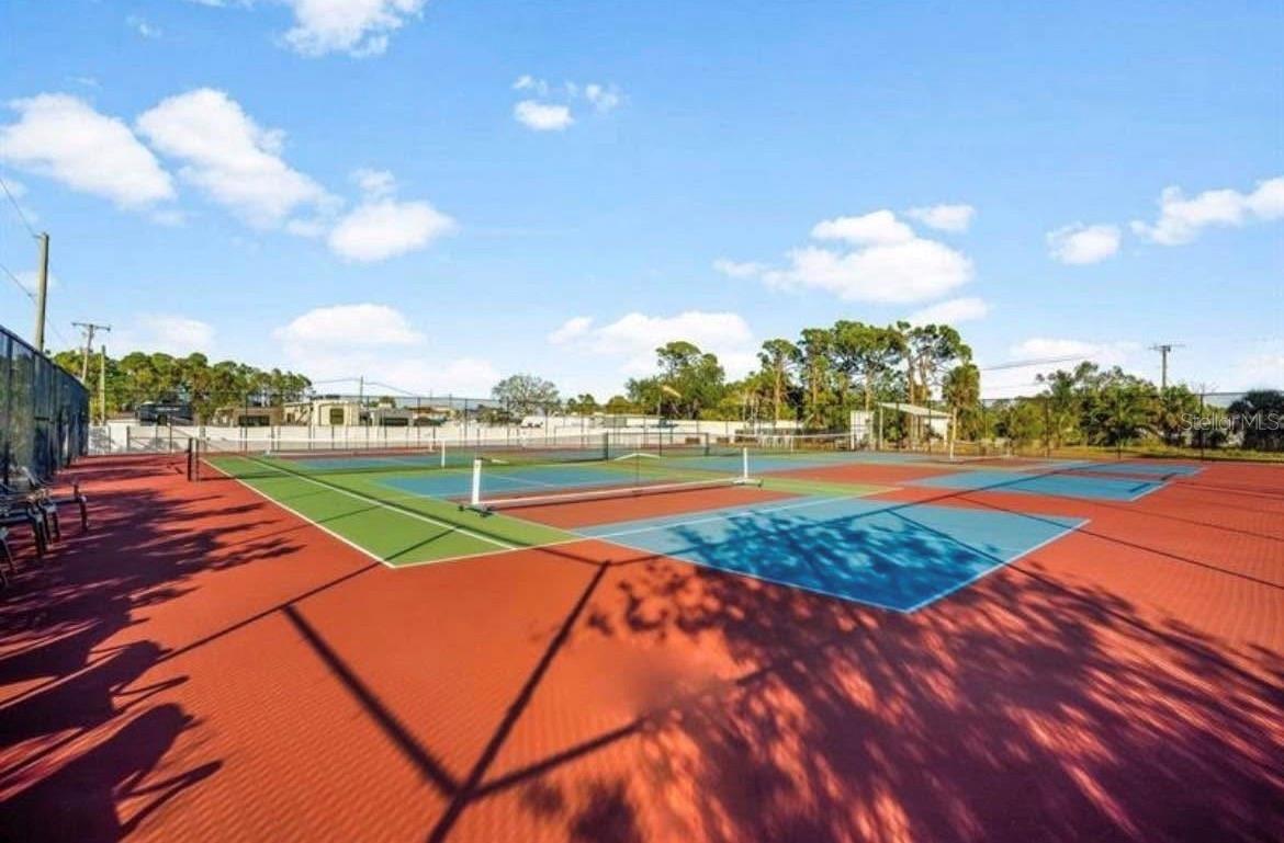 HARBOR COVE - Residential